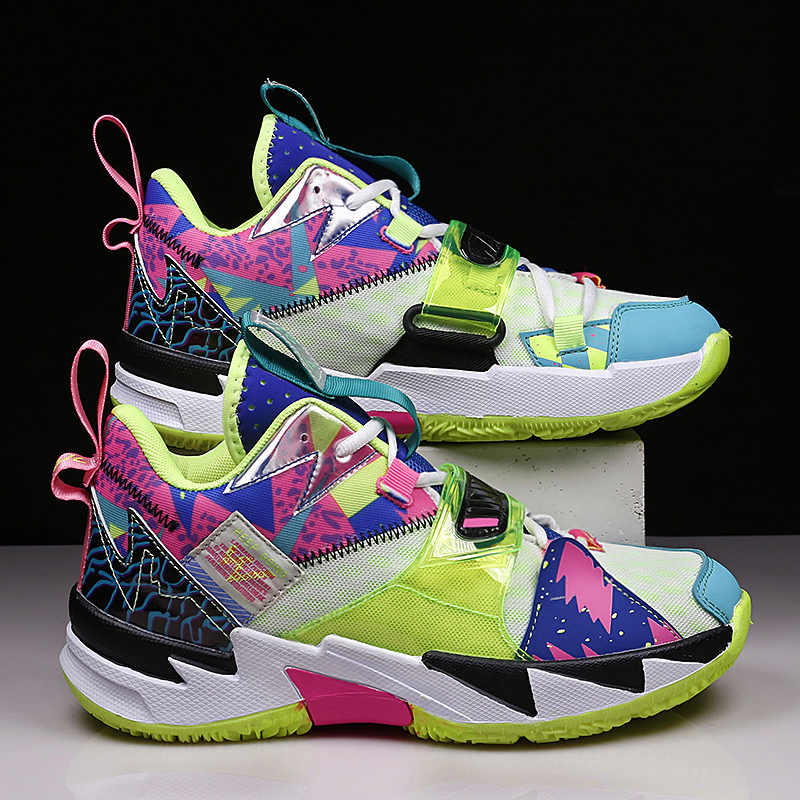 Running Gear Design - Sepatu Basket High-Top Ringan dan Bernapas